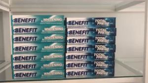 Kem đánh răng ngừa mảng bám Benefit Dạng Gel 75gr