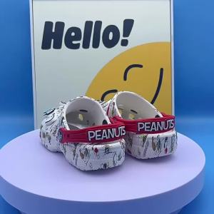 High Quality Spot Inventory Peanuts Snoopy Joint Name Cross Children's Hole Shoes Boys and Girls Toddler Slippers Outdoor Beach Shoes