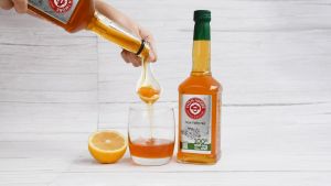 Hộp quà Tết Sum Vầy - Hộp quà gỗ gồm 3 chai mật ong chín Honmore 3 Miền 630g/chai - quà tặng sang trọng lịch sự