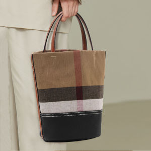 Aidrani กระเป๋าถือใหม่ของผู้หญิงกระเป๋าทรงถังลายสก๊อตวัสดุผ้าใบและหนังวัวสีน้ำตาล