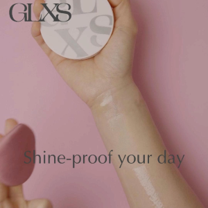 GLXS Purifying Touchup UV SPF50+ PA++++ – Powderless Oil Control Sunscreen Vegan