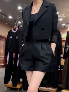 ทันสมัย แขนสั้น ซิป ดีไซน์ ผู้หญิง เสื้อกั๊ก กางเกงขาสั้น ชุด ฤดูร้อน 2024 อินเทรนด์ สไตล์คอสั้นผ้าฝ้าย Blend Outfit