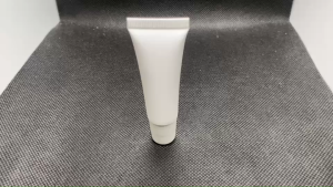 หลอด 5 กรัม (50ใบ) พลาสติกขาว +ฝา