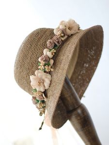 Foldable Summer Womens Sun Hat UV Protection Wide Brim Elegant Floral Hat Versatile Face Slimming All Season Cap Feifei