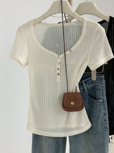 สไตล์เกาหลี สลิมฟิต เสื้อยืดแขนสั้น ผู้หญิง ฤดูร้อน กระดูกไหปลาร้าเปิดเผยปุ่มคอต่ํา น้ำหนักเบา สีบริสุทธิ์ เสื้อท่อนบน