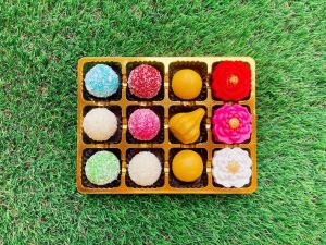 ขนมโมทกะ ลาดู ลาดูมะพร้าว 12 ลูก 20 กรัม