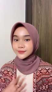 Maula Hijab Bella Square Kerudung Segi Empat Polos Murah Model Terbaru