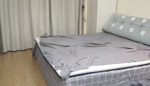 SUBTLE Bed Clip สายรัดมุมผ้าปูที่นอน สายรัดผ้าปูที่นอน สายรัดมุมเตียงนอน สายรัดมุมเตียง รัดผ้าคลุมเตียง มี 4 ชิ้น (1 เซต มี 4 เส้น)