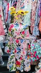 🆕ชุดมินิเดรสคอปกเชิ้ตระบายชาย มีเชือกผูกเอว ผ้าไหมอิตาลี💯(italian silk)พิมพ์ลาย   ✂️ Size 🪡🧵  👚 เสื้ออกได้ประมาณ( Chest) 48" 📏ความยาว( length) 40"