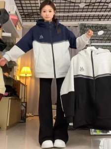 เสื้อแจ็คเก็ตมีฮู้ดสไตล์อเมริกันลำลองฤดูใบไม้ผลิและฤดูใบไม้ร่วงสำหรับผู้ชายและผู้หญิง คอกลม แขนยาว ปกติ ซิป ผ้าฝ้ายผสม