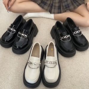 Round toe school shoes for women thick soled waterproof platform flat shoes Korean style Retro chain slip on mary jane shoe