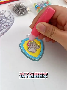 Paw Patrol ภาพวาดระบายสีด้วยกาวแบบไม่มีการอบทำมือสำหรับเด็กของเล่นเด็กหญิงเด็กชายคริสตัลแบบไม่ทดสอบ