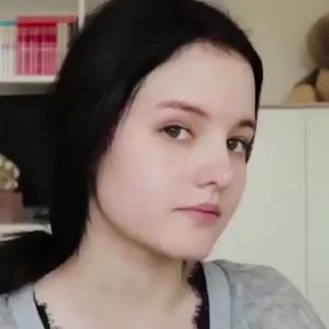 4D V Shape มาส์กยกกระชับใบหน้า ลดเทปคางสองชั้น มาส์กหน้ากระชับสัดส่วนการดูแลผิวให้ความชุ่มชื้นกำจัดริ้วรอย