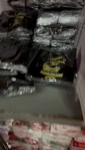 Kantong Plastik Kresek Besar Delman Ekonomis Uk. 40 Hitam isi 50 lembar Plastik Warung Toko Kualitas LOCO