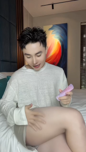 COMBO GIẢM THÂM BODY_ KEM HỖ TRỢ GIẢM THÂM V3 EM XINH 50g+HỖ TRỢ MỜ THÂM NÁCH GLUTA COLLAGEN X3 10G
