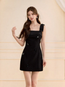 oshea | Đầm Dây Nơ Giảm Cân A-line Màu Đen