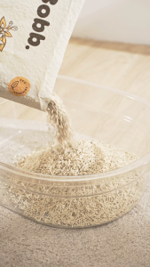 ทรายแมวเต้าหู้ ผสมดินจากตุรกี แบรนด์Bobb. ดูดซับของเหลวและกลิ่นได้ดีเยี่ยม 6L เกรดพรีเมียม