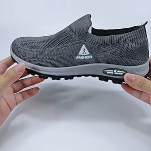 Men Running Sneakers Hollow Mesk Sneakers Lightweight Breathable Sports Shoes Casual Mid-cut Running Shoes for Men
