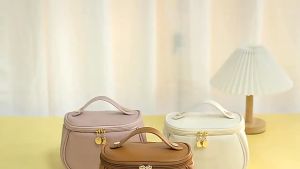 Cosmetic Bag Travel Organizers Storage Bag Travel Make Up Bag Large Capacity Waterproof