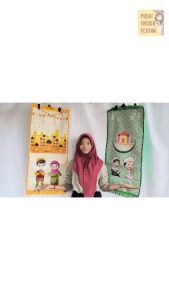 Sajadah Anak Seri Muslim Printing Karakter Lucu Travel Praying Mat Baby Shark