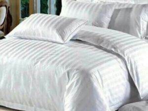 Sprei hotel putih polos embose premium