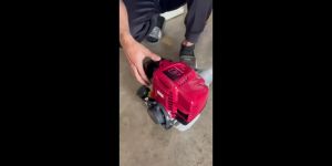 HONDA เครื่องตัดหญ้า 4 จังหวะ GX25 UMK425T เครื่องตัดหญ้าฮอนด้าแท้ (ก้านแท้)100% แบบสะพ่ายบ่า ประกันศูนย์ 1 ปี จำหน่ายโดยตัวแทนจำหน่าย ส่งฟรี*