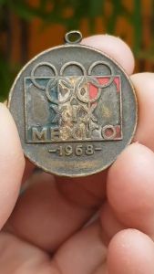 เหรียญที่ระลึกงานกีฬาโอลิมปิกฤดูร้อน Mexico 1968