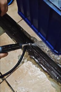 Steam Cleaner With Pressurised Cold & Hot Water