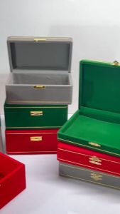 กล่องเก็บเครื่องประดับกล่องกล่องใส่เครื่องประดับกล่องคิ้วทองพื้นเรียบสีแดง กล่องใส่ทองแท่ง