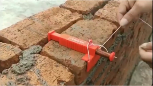 2pcs Brick Liner Runner Wire Drawer Bricklaying Fixer / Fixer Brick Line Clip / Masonry Wire Fixing Bracket With 130m Line