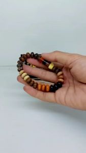 Gelang Kombinasi Plat Butiran Pipi: Desain Unik & Gaya Modern