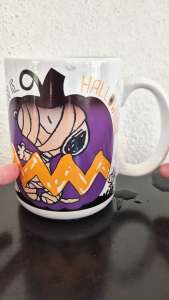Halloween Snoopy ceramic mug - Happiness is Halloween (pictures appear after pouring hot water)