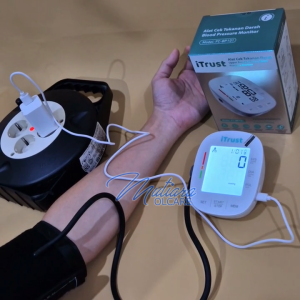 iTrust Tensimeter Digital Otomatis Suara Bahasa Indonesia FC-BP101 | Tensi Cek Tekanan Darah Garansi 3 Tahun