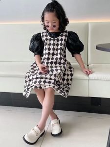 Sepatu Docmart Anak Perempuan Motif Kancing New Trending 2025 Untuk Usia 3-10 Tahun