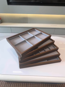 Nuvia Jewelry Organizer Tray Rectangular Wooden Tray with Soft Lining Soft-Lined Jewelry Organizer