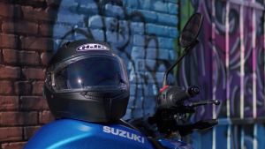 HJC C10 BB33 FULL FACE HELMETS. Full-Face Helmet for Riders Of All Ages. Lightweight With Exceptional Comfort