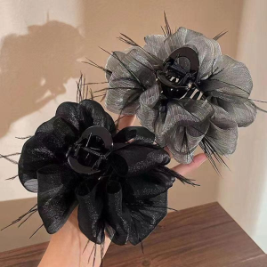 Elegant Mesh Bubble Hair Clip for Woman Temperament Feather Tassel Shark Clip Fashion Girl Ponytail Hair Clamp