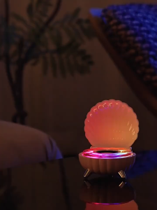 Sanrio K39 Kuromi ลําโพงบลูทูธขนาดเล็ก Kawaii My Melody Shell Series ไร้สายแบบพกพาลําโพงไฟกลางคืนอะนิเมะสาวของขวัญ