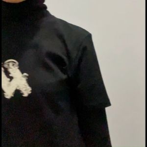 WHSTL. Kaos Pendek - Moldy - Black