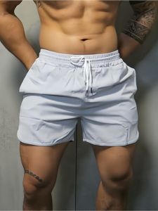 Mens Fitness Running Shorts Quick Dry Breathable Four-Legged Pants Ultra-Light Wear-Resistant Sportswear Casual Leisure