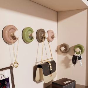 Vacuum Suction Strong Adhesive Entrance Key Holder Hat Storage No Drilling Required Easy to Use Household Organizing Tool