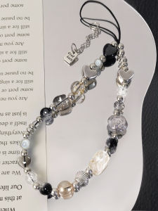 Sweet Cool Short Black White Retro Phone Chain Womens Camera Pendant Universal Mobile Phone Cover Crystal Material