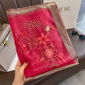 Khăn quàng cổ tơ thêu hoa cao cấp