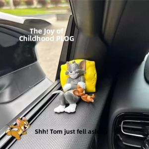 Cute Tom and Jerry Car Decorative Figurines
