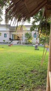 Reel Mower รถตัดหญ้าเดินเข็น สำหรับหญ้าสูง5-8ซม.ไม่ใช้ไฟฟ้า-น้ำมัน