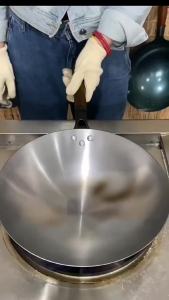 MOLORE | Non-stick Blue Baked Uncoated Wok