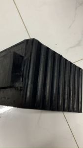 CỤC CHÈN BÁNH XE Ô TÔ CAO SU DI ĐỘNG CỤC CĂN CỤC CHẶN LÙI CỤC KÊ