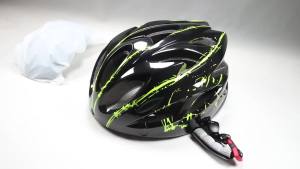 MTB & Road Bike Helmet Breathable Cycling Helmet with Magnetic Goggles High-Bright LED Rear Light Safety Gear 58-62cm