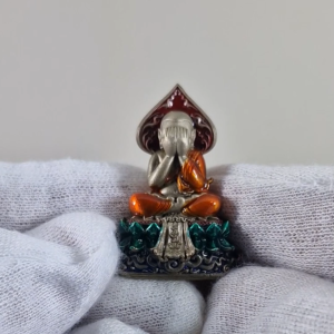 Phra Pidta Roob Lor Roon Ruay Satharn Fah