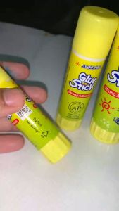 GLUE STICK SCHOOL SUPPLIES